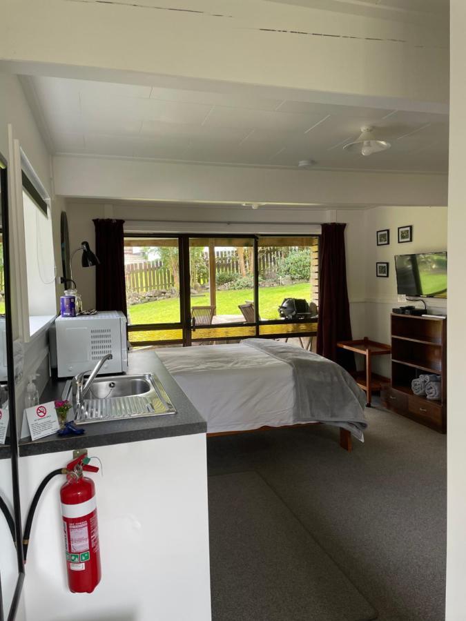 Hill'S Hideaway Hotel Dargaville Bagian luar foto